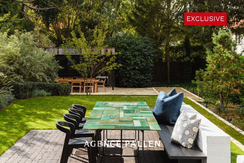 Uitzonderlijk tuinappartement in hartje Zoute